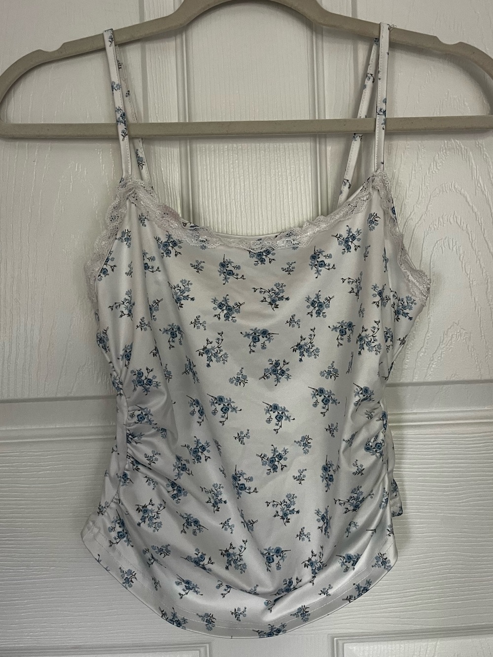 SHEIN White Blue Floral Satin Lace Trim Cami Top XS